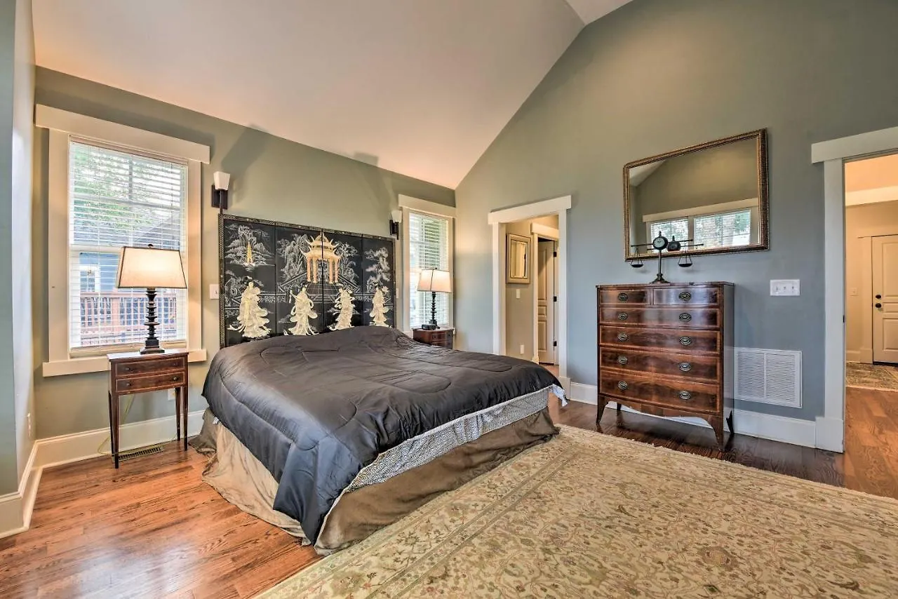 Holiday home Charlotte Home With Deck In Noda District Near Unc!